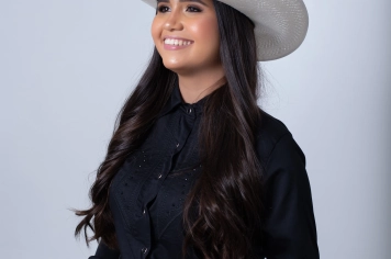 Foto - LAIS ISABELLI FAUSTINO DA SILVA - 16 ANOS - CANDIDATA AO CONCURSO 2026