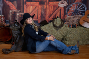 Foto - JULIA ALVES MEIRA DA SILVA - 19 ANOS