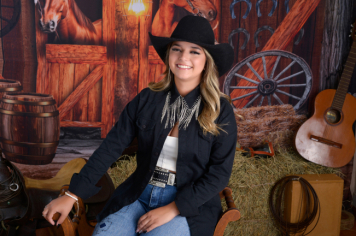 Foto - JULIA ALVES MEIRA DA SILVA - 19 ANOS